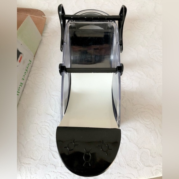 NEW Perfect Roll Sushi Maker As Seen on TV - Picture 5 of 15